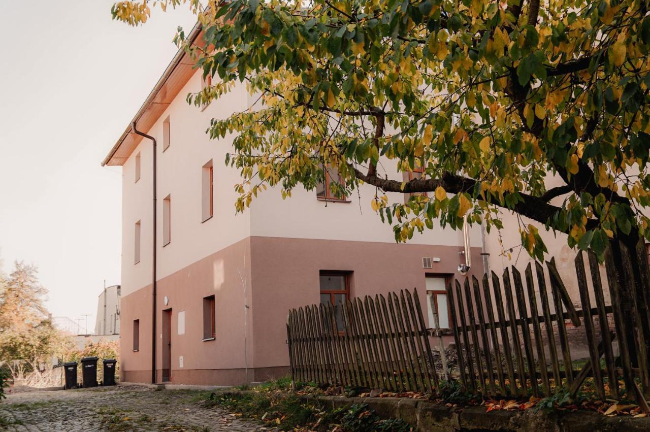 Apartmany Centrum Novy Bor Exterior photo